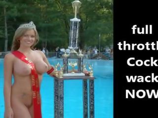 Séduisant nu filles compete en une membre caresser concours